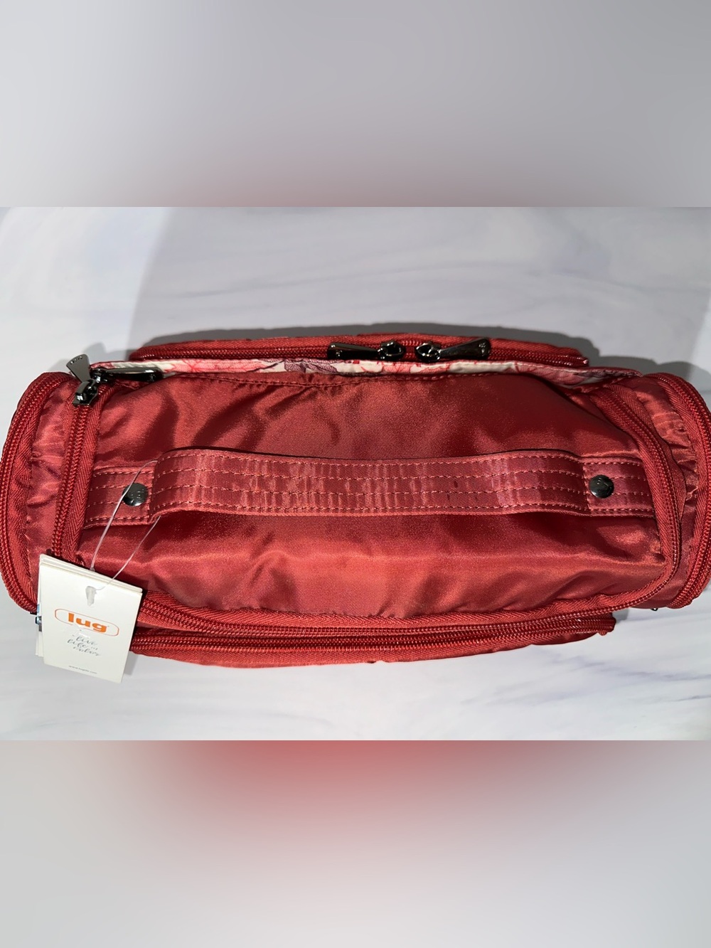 Lug Trolley Cosmetic Travel bag - Rosewood Red - New! - Picture 2 of 13